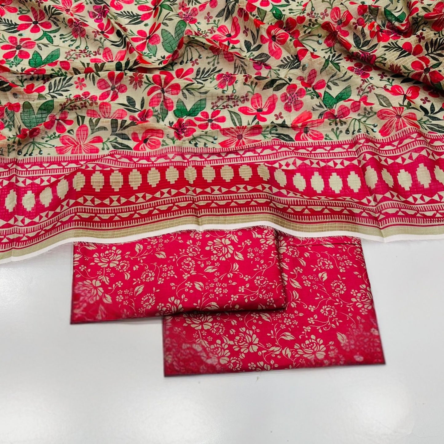 Patterned unstitched 3-piece lawn suit fabric with ethnic print